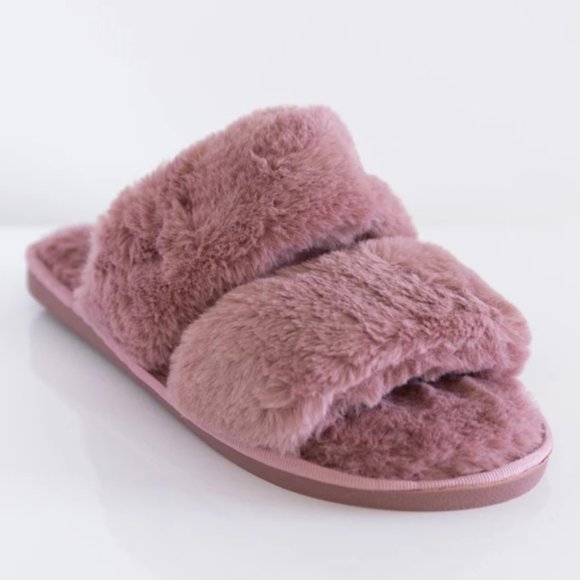Pink Lily Shoes - Goodnight Dreams ✨ Fuzzy Slipper Slides Pink